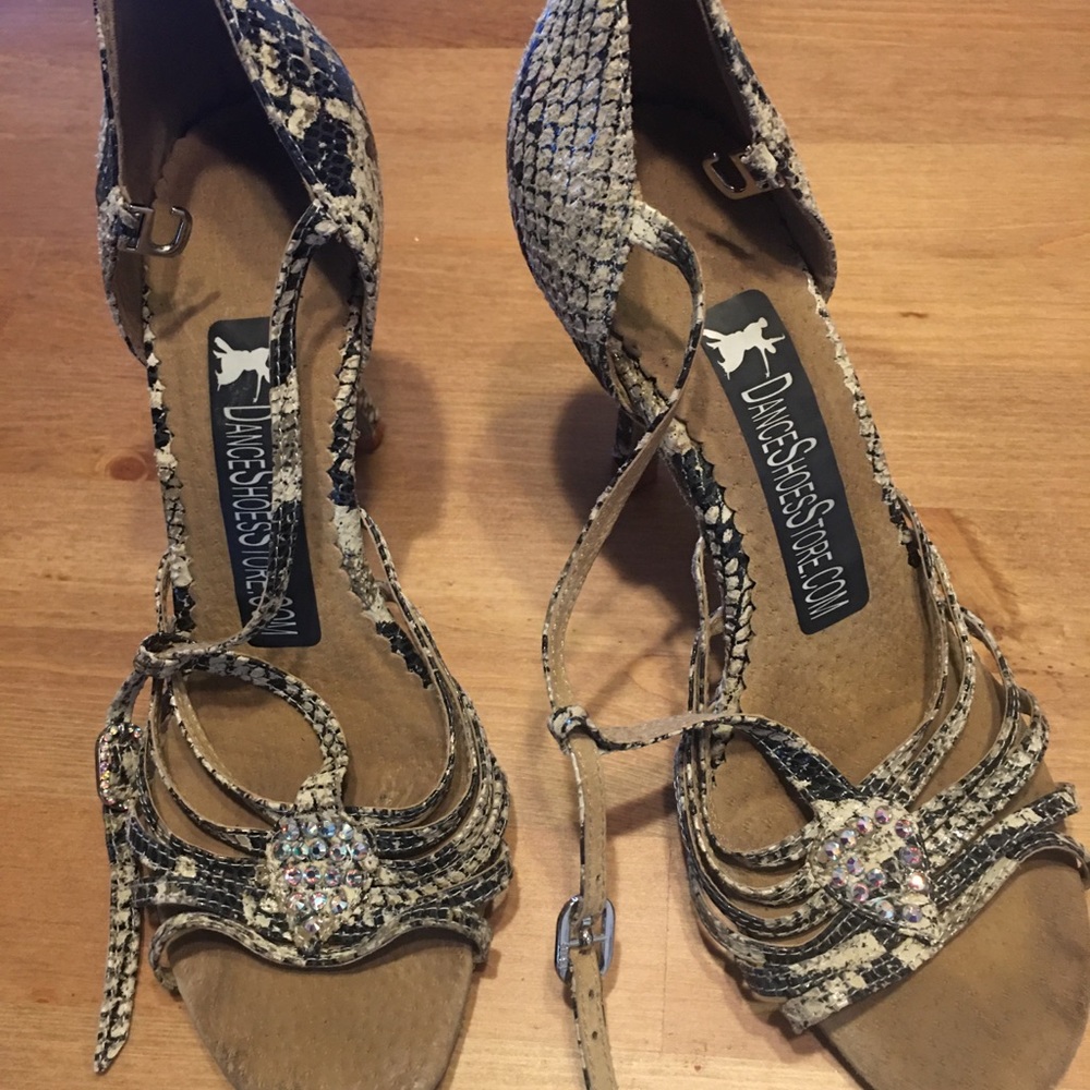 Ladies Leather Snake Pattern Latin Dance Shoes